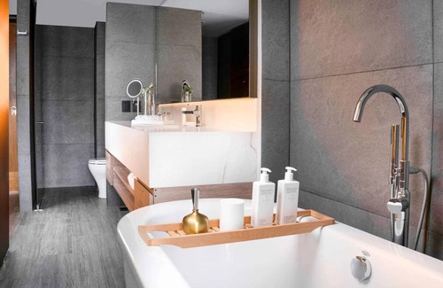 Hipodromo Hotel | Relax and Rejuvenate: Unwind at Our Spa-Infused Oasis in the City!