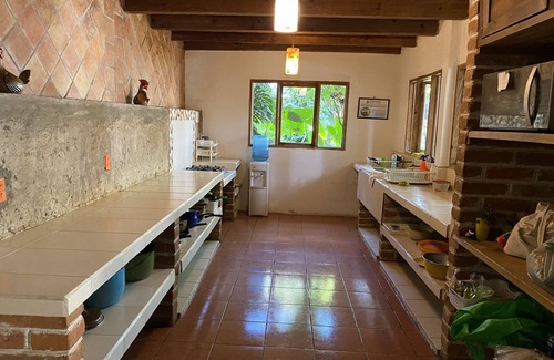 De Mexicanos Hostel | Rossco Hostel