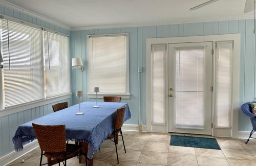 Northeast Virginia Beach House | Sea Home Short Walk to Beach