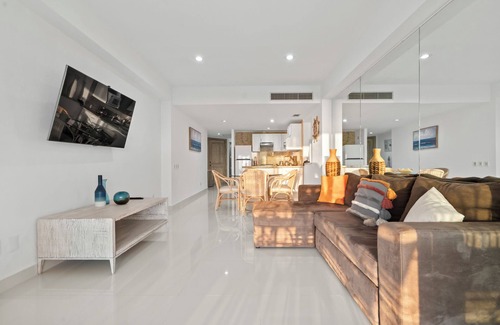Marina Vallarta House | SeaFront Condominium in Puerto Vallarta