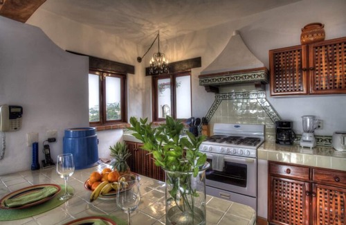 Romantic Zone Condo | Selva Romantica Casa Cameron located in Old Town 2BD Condo for rent in Old Town,