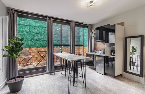 Miguel Hidalgo House | Singular Goldsmith