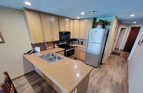 Puerto Penasco Condo | Sonoran Spa E602 - 2 BR Next to the Pool, High Speed Wi-Fi - Beachfront Upper Floor Luxury Condo