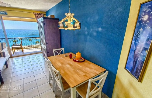 Puerto Penasco Condo | Sonoran Spa N603 - 1 BR Next to the Pool, High Speed Wi-Fi - Beachfront Upper Floor Luxury Condo