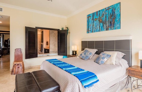 El Medano Ejidal Condo | Steps to Medano Beach, spacious poolside unit