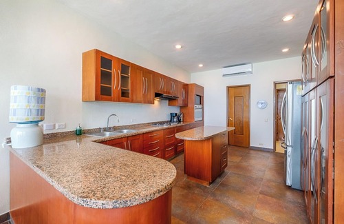 Akumal Villa | Stunning Caribbean View with Entrance to Yal-ku Lagoon Akumal