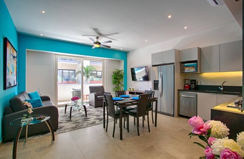 Emiliano Zapata Condo | Stunning condo with amazing rooftop terrace in Romantic Zone - Old Town