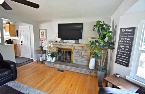 Sugar House Ski Chalet | Stunning Sugarhouse Home- Near Mtns & Downtown SLC