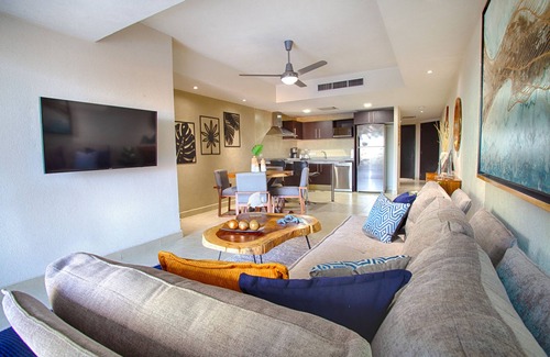 South Hotel Zone Condo | Stylish Double Balcony Condo w/Ocean & Mtn View