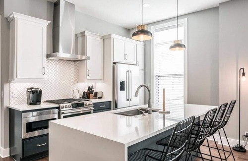 Hadley - Washington House | Summer Discount at Nashville City View