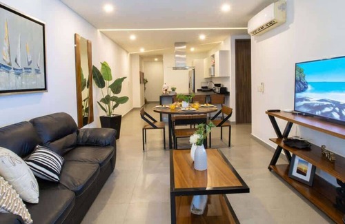 North Hotel Zone Apartment | Sunset Views, 5min walk to Beach, Rooftop Pool