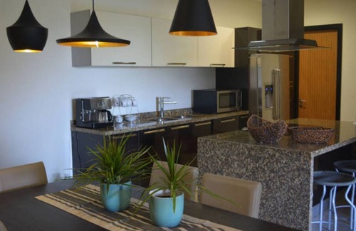 North End Condo | SURF POINT VIEW , CHARMING CONDO