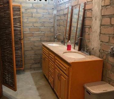 La Ventana House | Susu’Z Village Hostel and Rooms