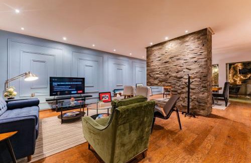 Anahuac House | Three-story house with RoofTop 15PAX Polanco area
