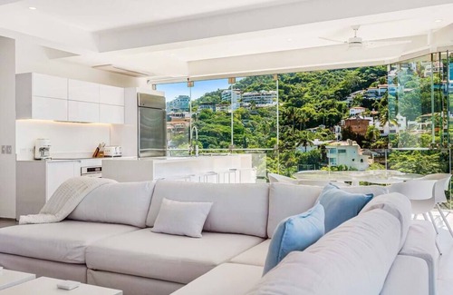 Amapas Apartment | TOP FLOOR 5BR PENTHOUSE at Orchid - Best Views!