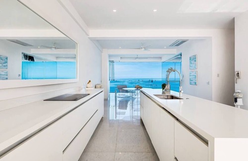 Amapas Apartment | TOP FLOOR 5BR PENTHOUSE at Orchid - Best Views!