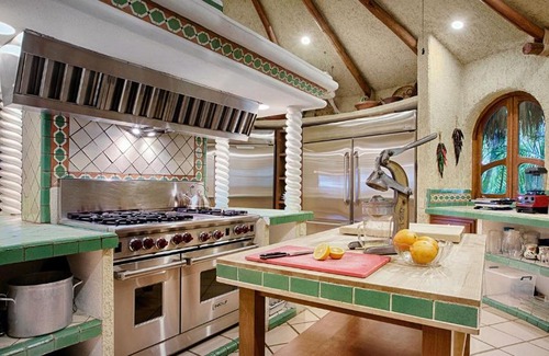 Cabo San Lucas Villa | Tropical Beachfront Villa with Sensational Privacy & Exclusivity