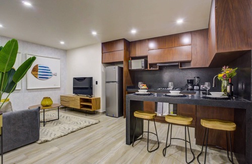 North Hotel Zone Condo | Tropical sunrise