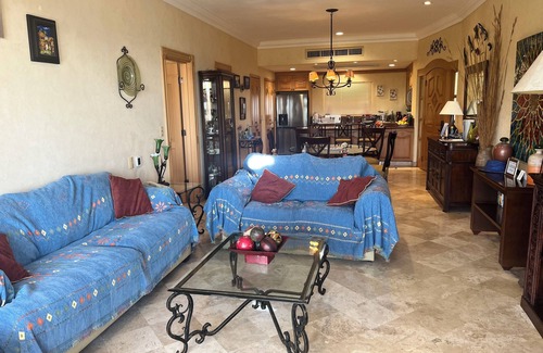 Flamingos Condo | Unique Beachfront Penthouse, 2 Bedroom, Sleeps 8, Garden Patio,and TV, Internet