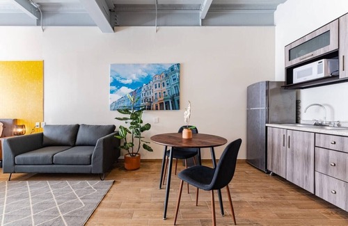 Zona Rosa Apartment | VH | Nice loft wifi + washer | Roma Nte | 205