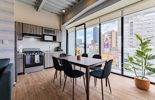 Zona Rosa Apartment | VH | Roma Nte | Apt | Balcony and Laundry Room | 311