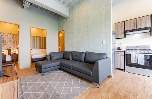 Zona Rosa Apartment | VH | Roma Nte | Stylish apt + Balcony | 299