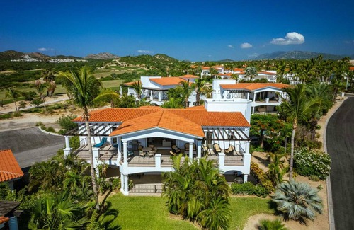 Palmilla Villa | Villa ∙ 3 bedrooms ∙ 10 guests
