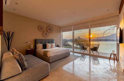 Marina Vallarta Villa | Villa ∙ 7 bedrooms ∙ 22 guests
