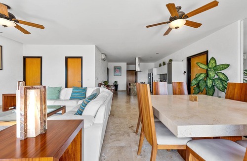 North End Condo | Villa Alhelí, Oceanview Escape with Private Pool