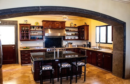 Pedregal Villa | Villa Beltramo- Captivating Views, Moments From Downtown, Luxury Paradise