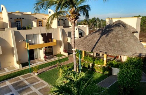 Granjas del Marques Villa | VILLA CON ALBERCA CON PLAYAS CERCANAS ACAPULCO DIAMANTE
