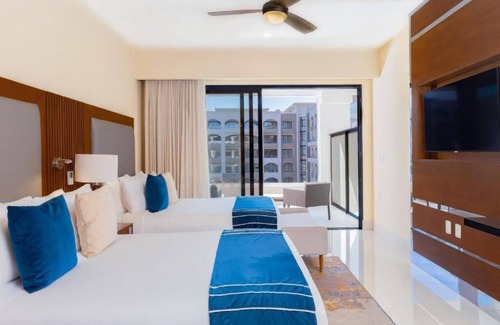 Zona Hotelera Resort | Villa La Valencia Beach Resort & Spa Los Cabos - Two Bedroom Suite Pool Viewnn