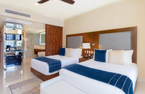 Zona Hotelera Resort | Villa La Valencia Beach Resort & Spa Los Cabos - Two Bedroom Suite Pool Viewnn