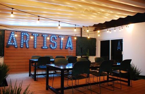 Zona Rosa Hostel | Wanderlust District