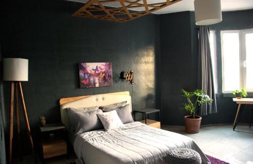 Zona Rosa Hostel | Wanderlust District