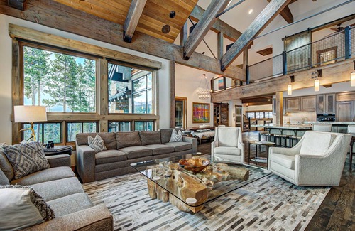 Timber Trail House | Wonderful Ski-In/Ski-Out Home w/Private Hot Tub, Shared Pool, Free WiFi, W/D