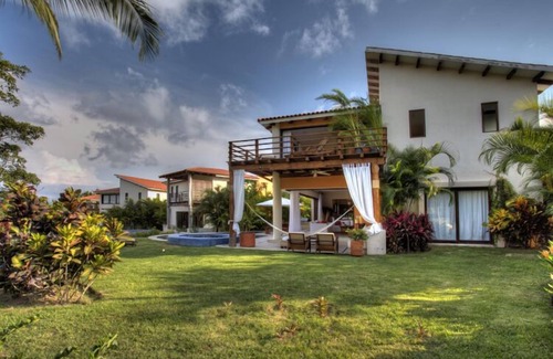 Punta de Mita House | XMAS-NEW YEARS REDUCED-4B-PREMIER MEMBERSHIP-FULL TIME STAFF-PRIVATE POOL.