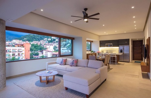 Emiliano Zapata Condo | Your Vacations in this PH in the Romantic Zone of Puerto Vallarta!