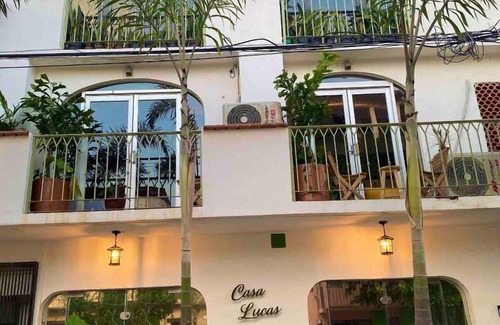 Emiliano Zapata Apartment | Zona Romantica, Beautiful Spacious Studio