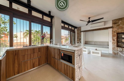 Conchas Chinas Apartment | 1 BR Mountain Retreat - 5 min to Beach - Pool