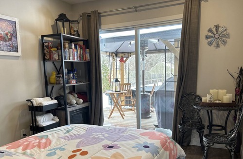 Alcona Cottage | 1 hour from Toronto