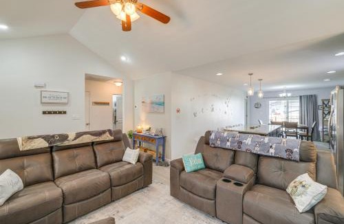 Issue House | 1 Mi to Colonial Beach Boardwalk: Home w/Fire Pit