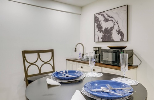 Silver Spring Apartment | 1 Mi to the Metro! Centrally Located Apt Near DC