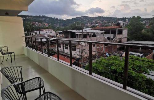 Lazaro Cardenas Apartment | 100 m² Apartment ∙ 3 bedrooms ∙ 11 guests