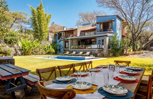 Tepoztlan House | 1000 m² House ∙ 3 bedrooms ∙ 14 guests