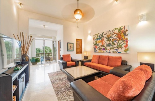 P Chahue House | 1048 - Casa Kiskadee