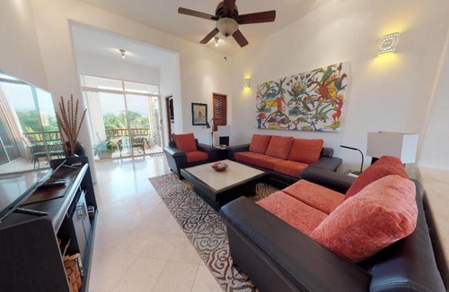 P Chahue House | 1048 - Casa Kiskadee