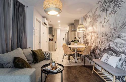 Cote-Des-Neiges—Notre-Dame-De-Grace Apartment | 107 - Sleek New 2BR Apt with Patio, Parking, DT&Airport