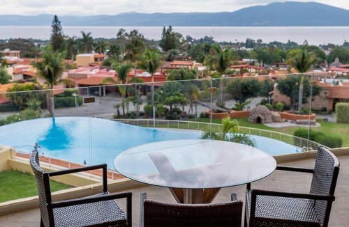 Ajijic Apartment | 110 m² Apartment ∙ 2 bedrooms ∙ 4 guests