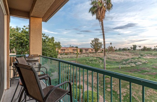Superstition Springs Condo | 120 m² Condo ∙ 3 bedrooms ∙ 6 guests